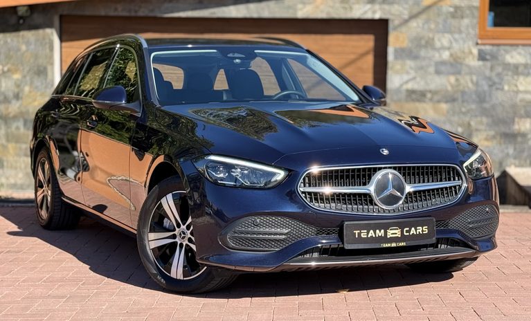 Mercedes-Benz C trieda Kombi C300e 313 koní LUXURY LINE